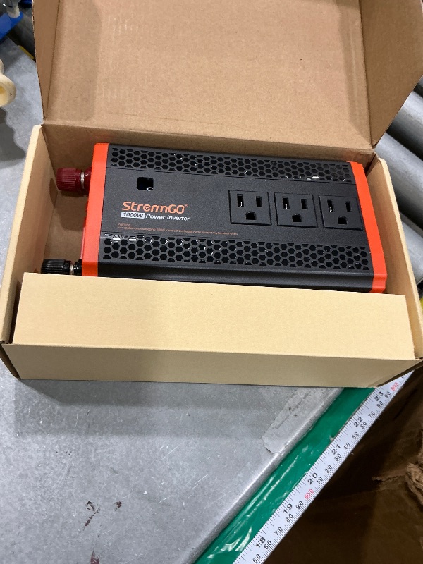 View 2 of 1000W Power Inverters for Vehicles,Car Inverter 12V to 110V/120V