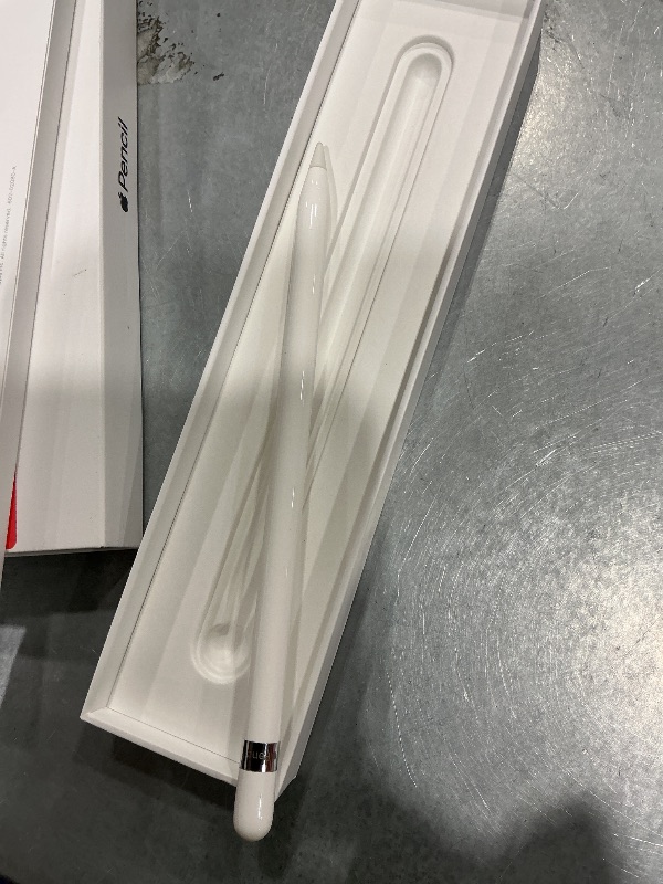 View 2 of [SOLD FOR PARTS] Apple Pencil (1st Generation)