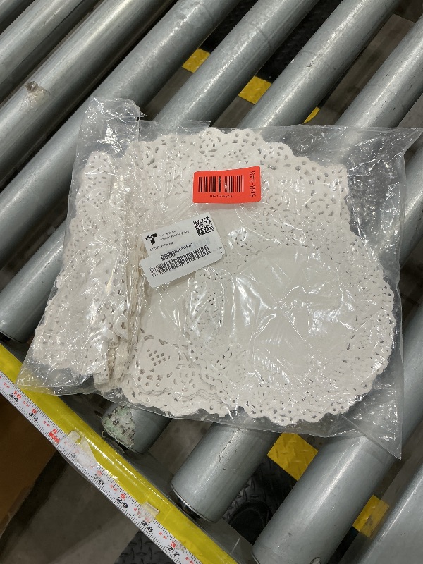View 2 of 150Pcs White Lace Paper Doilies - Assorted Sizes