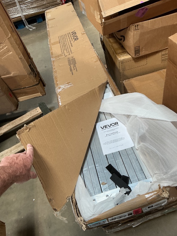Photo 1 of VEVOR Aluminum Telescoping Work Plank 9-15FT