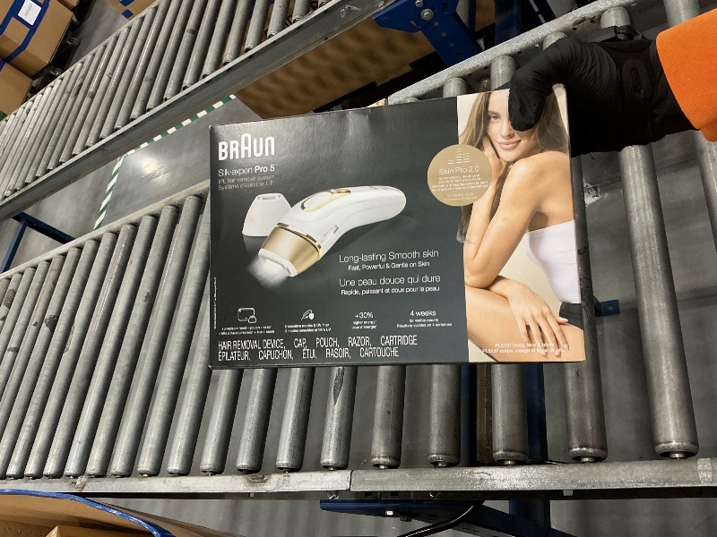 Photo 1 of Braun Silkexpert Pro 5 IPL Hair Removal Device