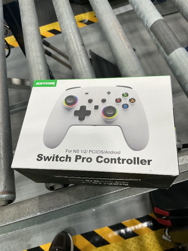 Photo 1 of ECHTPower Switch 2 Pro Controller - White