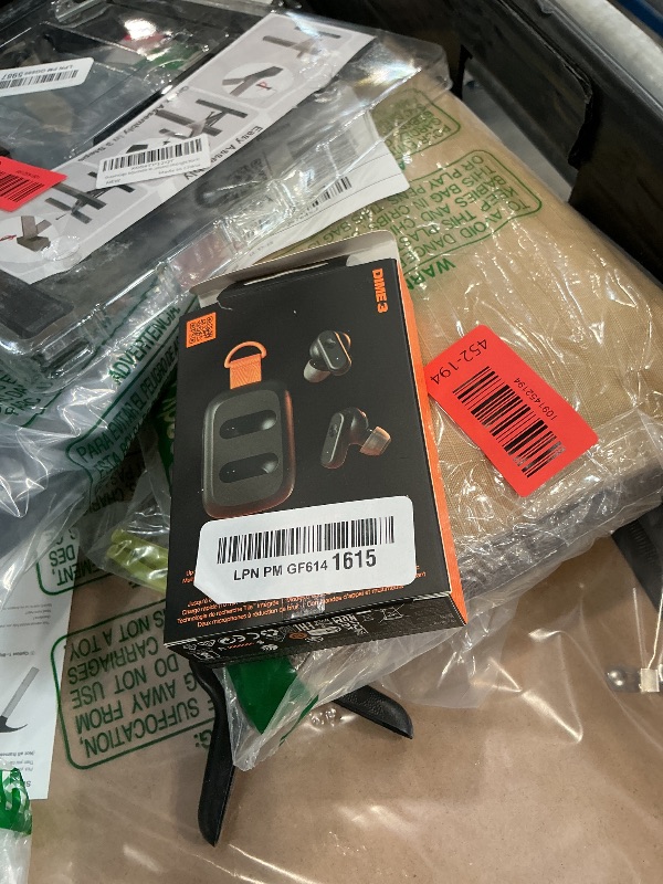 Photo 1 of Skullcandy Dime 3 Wireless Earbuds - True Black