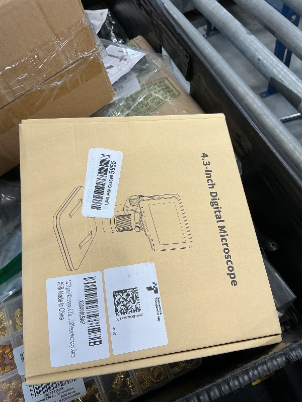 Photo 1 of PalliPartners Digital Microscope with 4.3" HD Screen