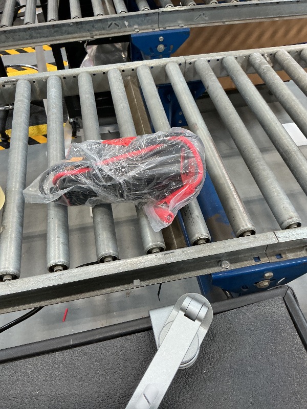 Photo 1 of OLTEANP 1000W Power Inverter