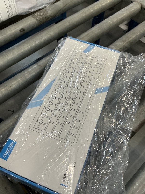Photo 1 of OMOTON Wireless Keyboard for Mac