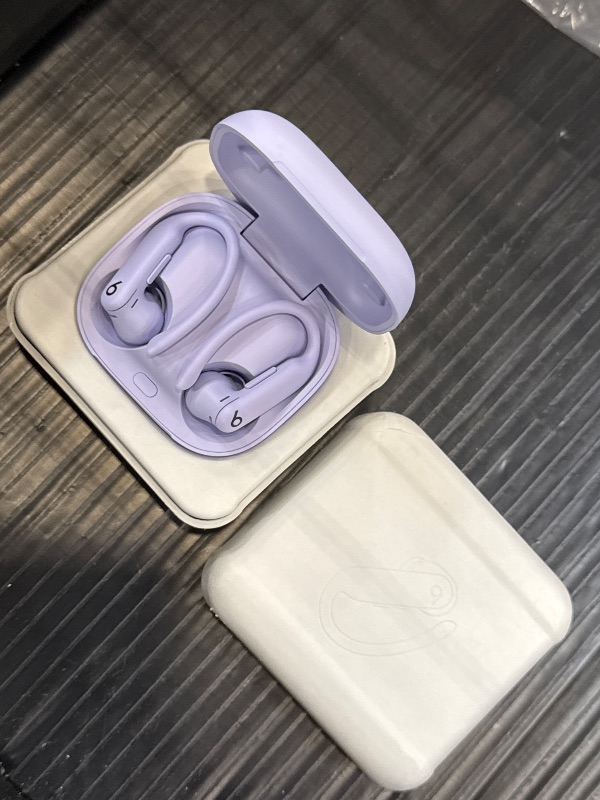 Photo 1 of Beats Powerbeats Pro 2 Wireless Earbuds