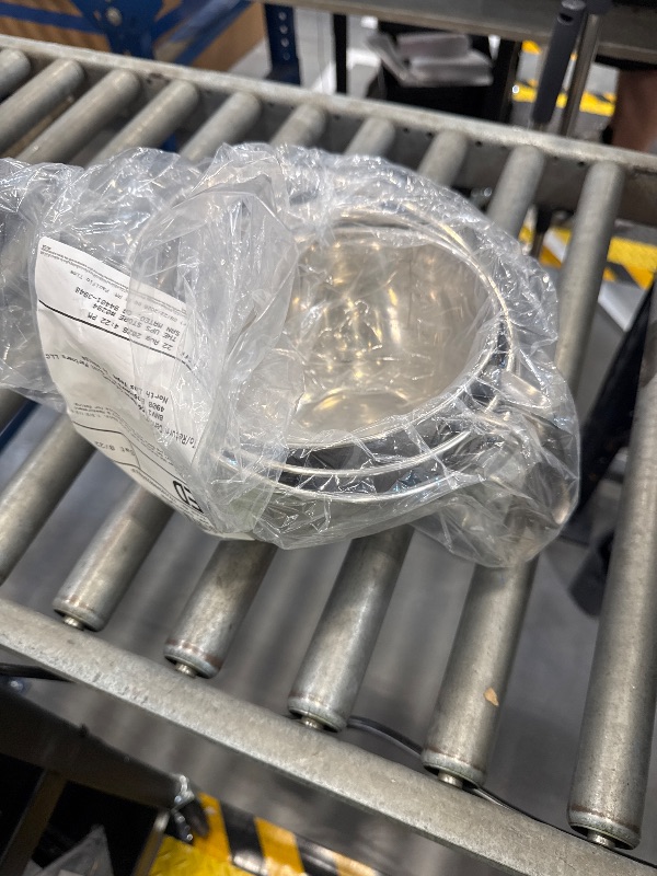 Photo 1 of Suwimut Stainless Steel Mixing Bowls - 3 Sizes
