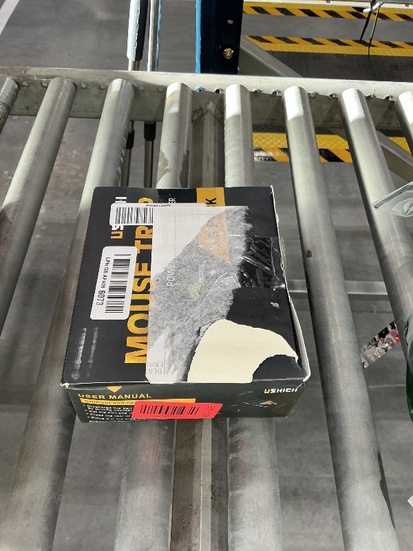 Photo 1 of USKICH 6 Pack Mouse Traps