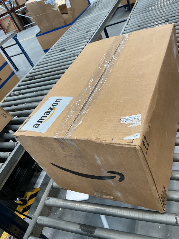 Photo 1 of Amazon Basics Hooded Cat Litter Box