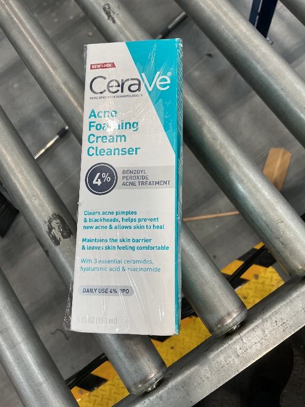 Photo 1 of CeraVe Foaming Acne Cream Cleanser
