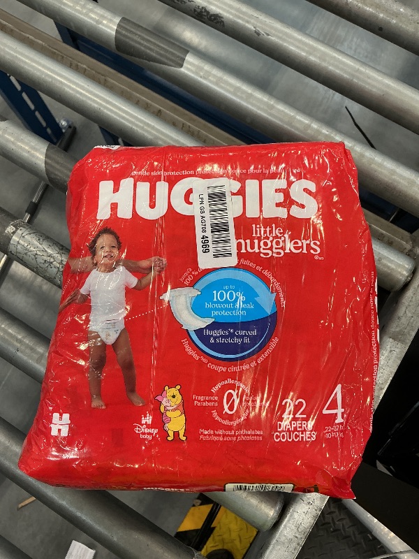 Photo 1 of Huggies Little Snugglers Diapers Size 4