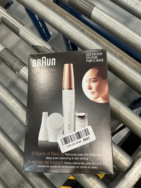Photo 1 of Braun FaceSpa Pro 911 Facial Epilator