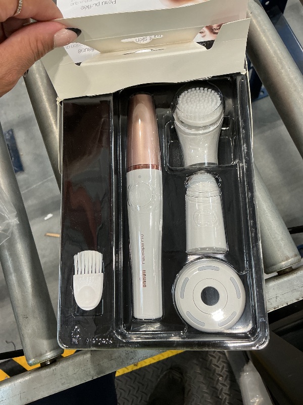 Photo 1 of Braun FaceSpa Pro 911 Facial Epilator