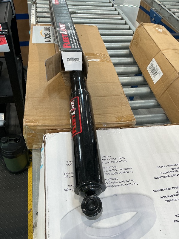 Photo 1 of Gabriel 83160 FleetLine HD Truck Front Shocks Fits Motorhome RV Class 7 8; Coachmen; Fleetwood; Forest River; Newmar; Itasca; Winnebago; OEM# 16-16093-000 16-16737-000 16-16874-000