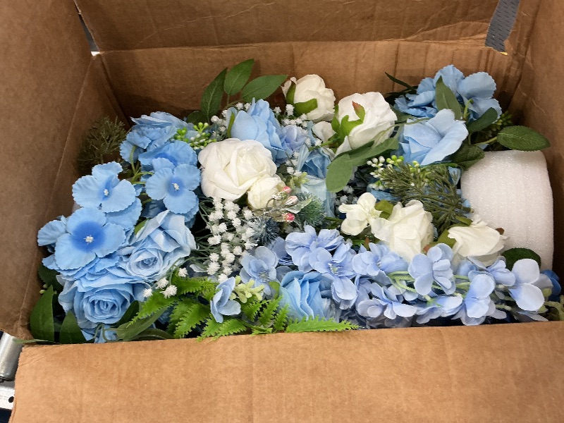 Photo 1 of Giegxin Wedding Aisle Flowers, Blue Roses, 21.65" x 13.78"