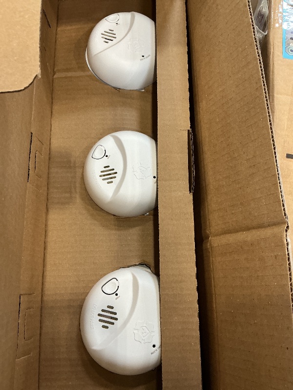 Photo 1 of First Alert Battery Smoke Alarm - 3-Pack