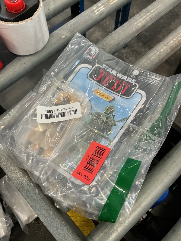 Photo 1 of STAR WARS The Vintage Collection Weequay Action Figure