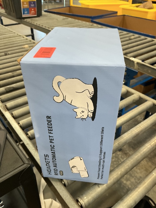 Photo 1 of HEAPETS RFID Automatic Cat Feeder