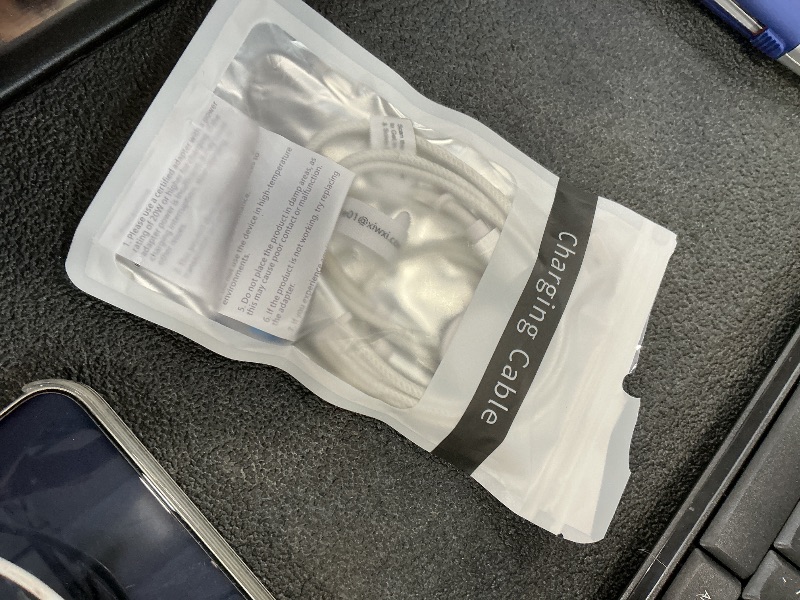 Photo 1 of xiwxi 3-in-2 Multi Charging Cable 4ft