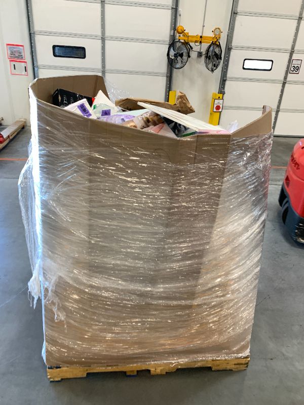 Photo 1 of Nellis Variety Box: Pallet | See Notes for Details