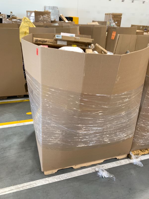 Photo 1 of Nellis Variety Box: Pallet | See Notes for Details