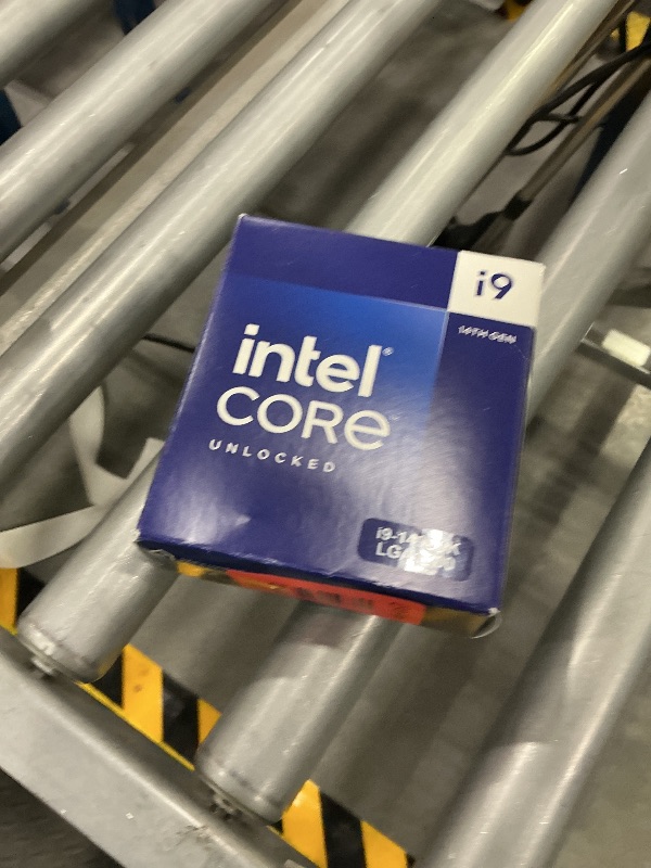 Photo 1 of Intel® Core™ i9-14900K Desktop Processor 24 cores (8 P-cores + 16 E-cores) up to 6.0 GHz