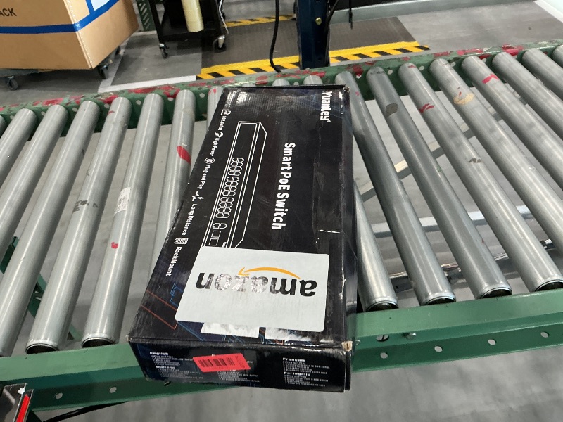 Photo 1 of YuanLey 28-Port Gigabit PoE+ Switch