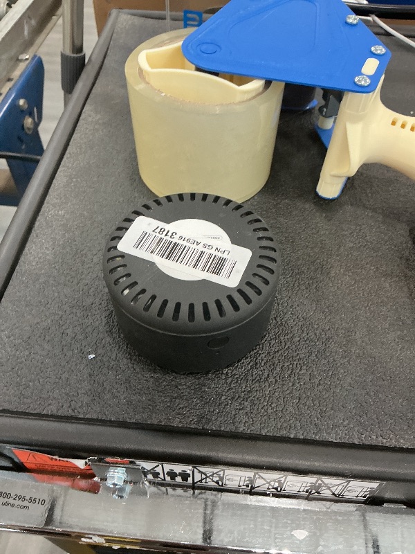 Photo 1 of Virine Mosquito Repeller with 2 Refills
