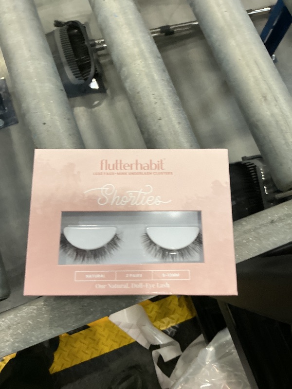 Photo 1 of FlutterHabit Underlash Extensions, Black, 9-13mm
