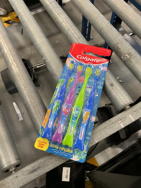 Photo 1 of Colgate Kids Ocean Explorer Extra Soft Toothbrush - 4 Count