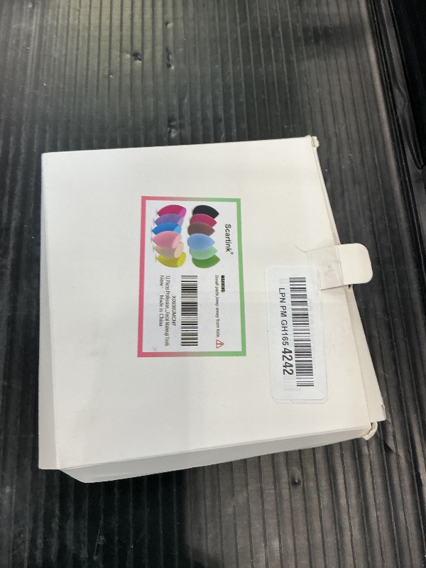 Photo 1 of Scartink 12 Pieces Makeup Sponges