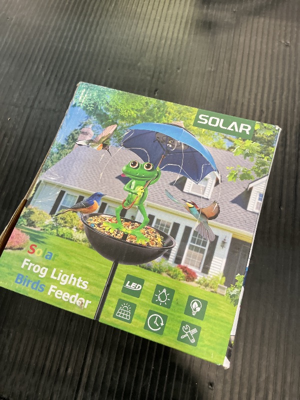 Photo 1 of Vbioa Solar Frog Bird Feeder Garden Decor