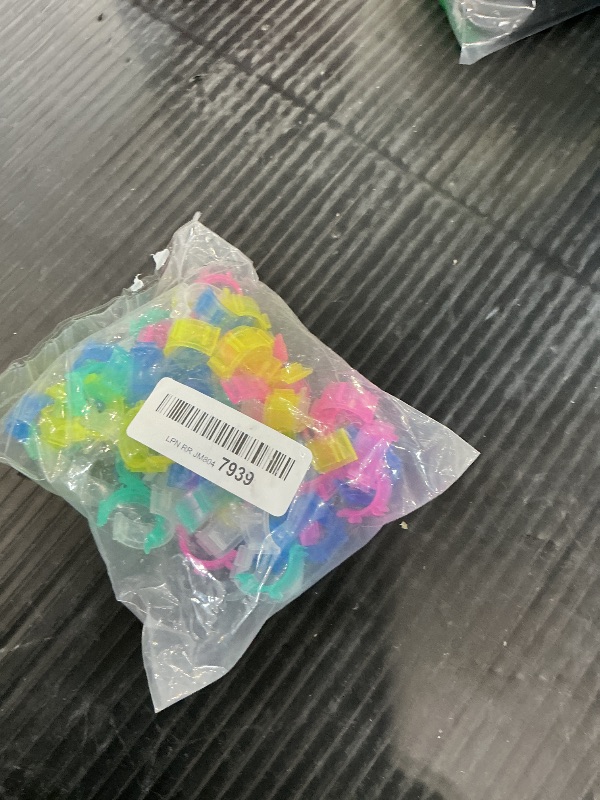 Photo 1 of Fbshicung 80Pcs Bobbin Clips