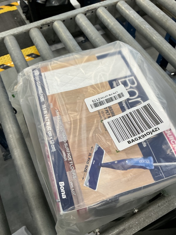 Photo 1 of Bona Multi-Surface Floor Cleaning Pads - 18 Count