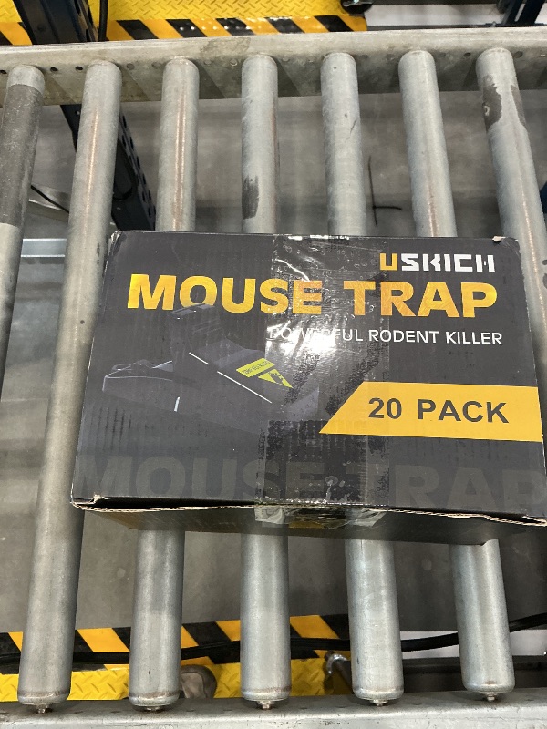 Photo 1 of USKICH 20 Pack Reusable Mouse Traps