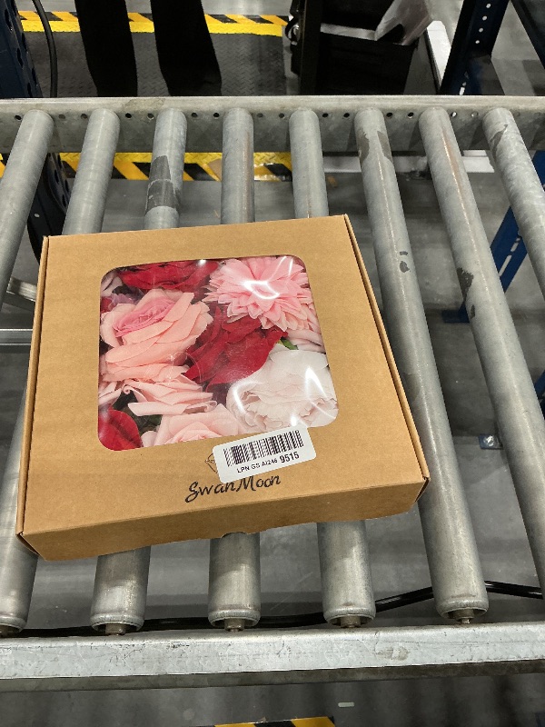 Photo 1 of SwanMoon Artificial Flowers Combo Box Set