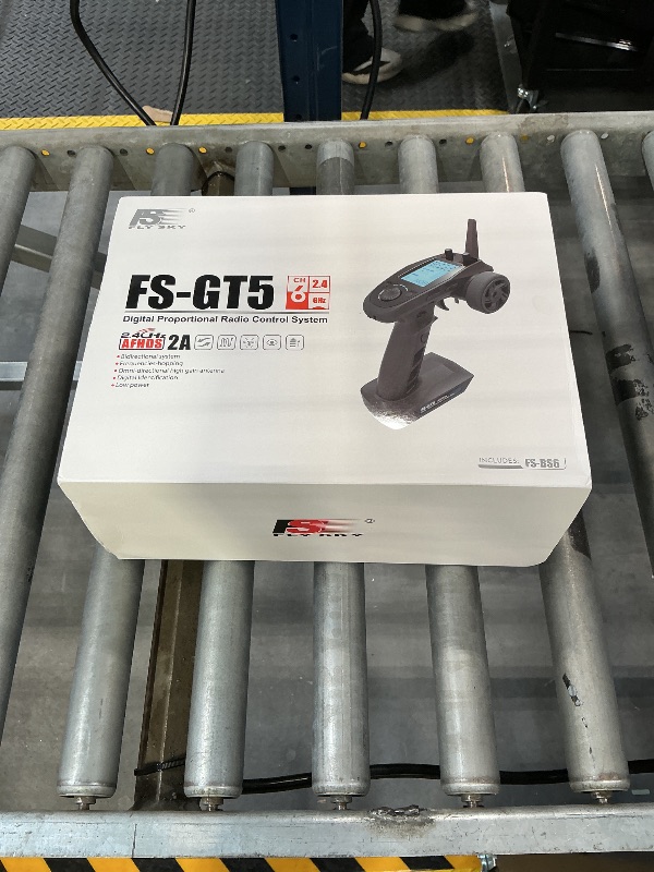 Photo 1 of Flysky FS-GT5 6CH 2.4GHz RC Transmitter with FS-BS6 Receiver
