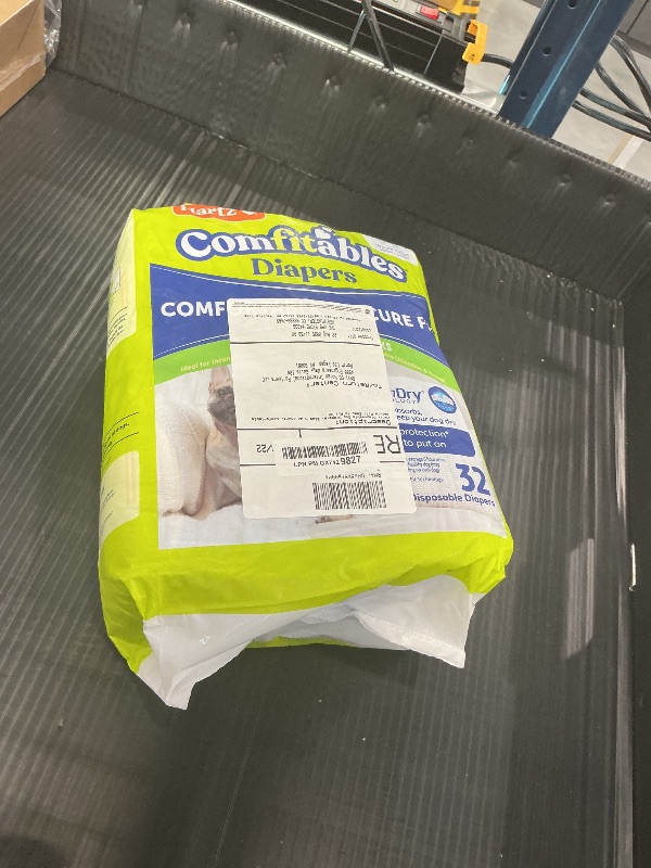 Photo 1 of Hartz Disposable Dog Diapers, Size M, 32 Count