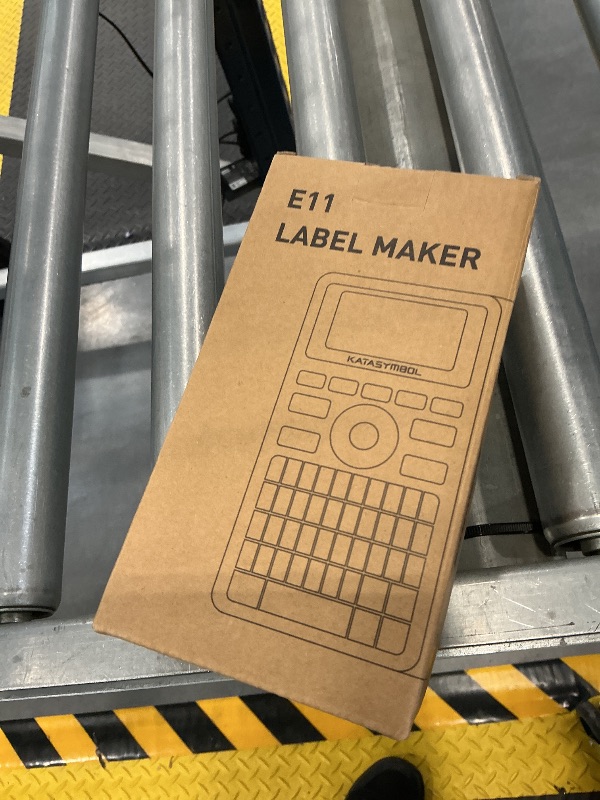 Photo 1 of SUPVAN E11 Label Maker