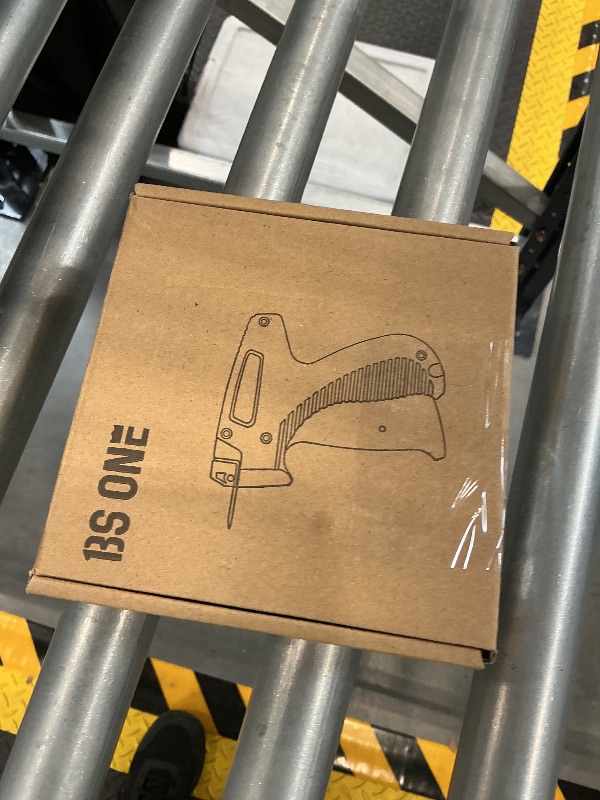 Photo 1 of BS ONE Clothing Price Tagging Gun
