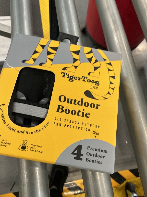 Photo 1 of DOK TigerToes Neoprene Dog Booties - Size 1