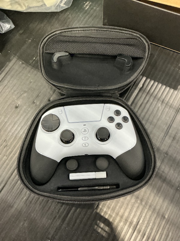 View 2 of Razer Raiju V3 Pro Wireless Esports Controller for PS5 & PC - White