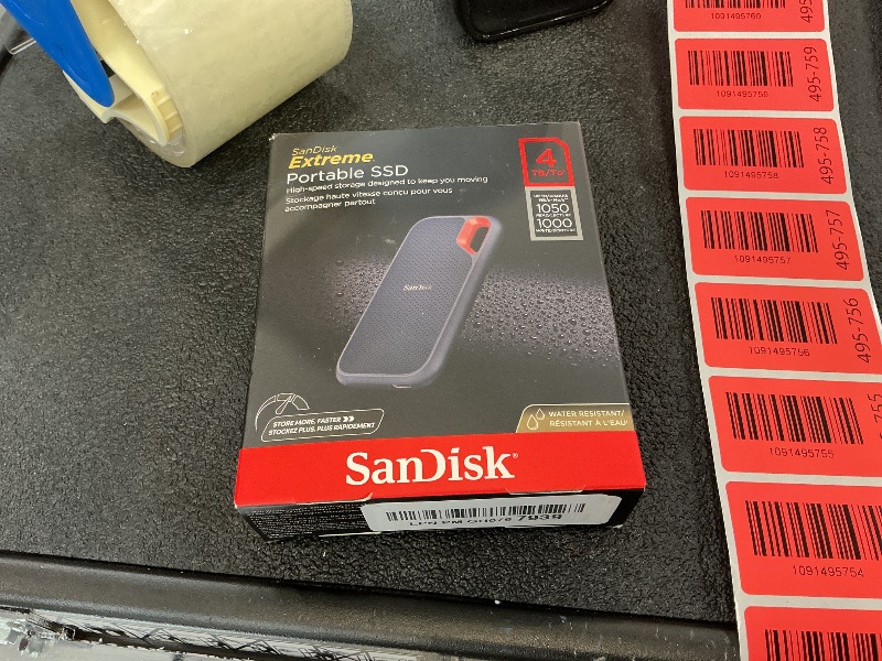 Photo 1 of Sandisk 4TB Extreme Portable SSD