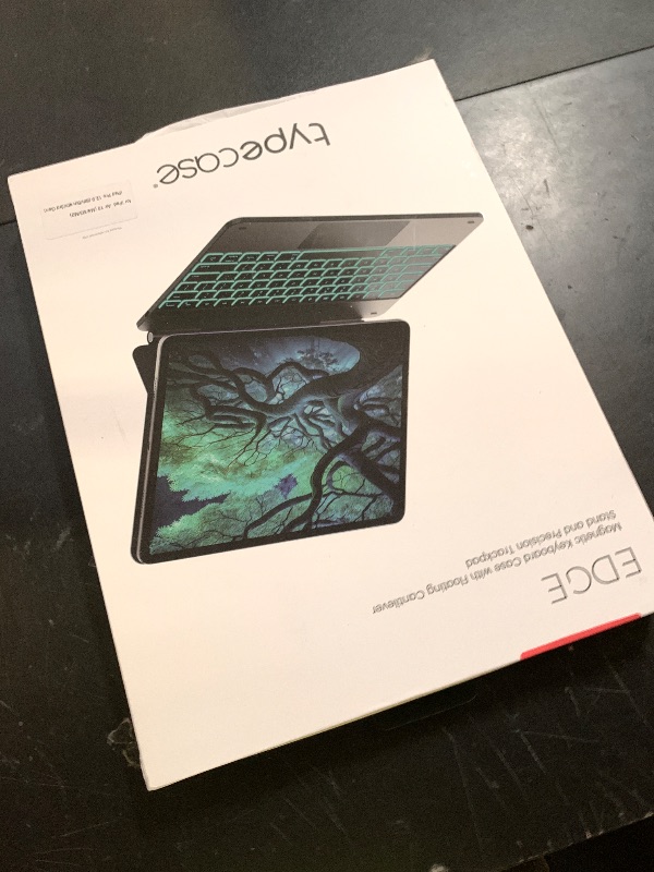 Photo 1 of typecase Edge Magnetic Keyboard Case for iPad Air 13/Pro 12.9