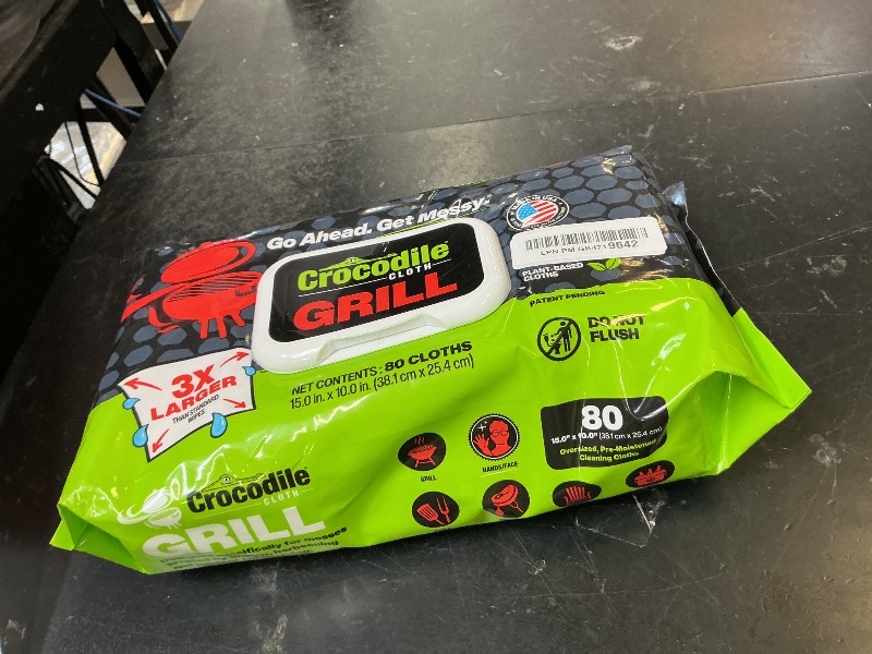 Photo 1 of Crocodile Cloth Grill Cleaning Wipes, 80 Count