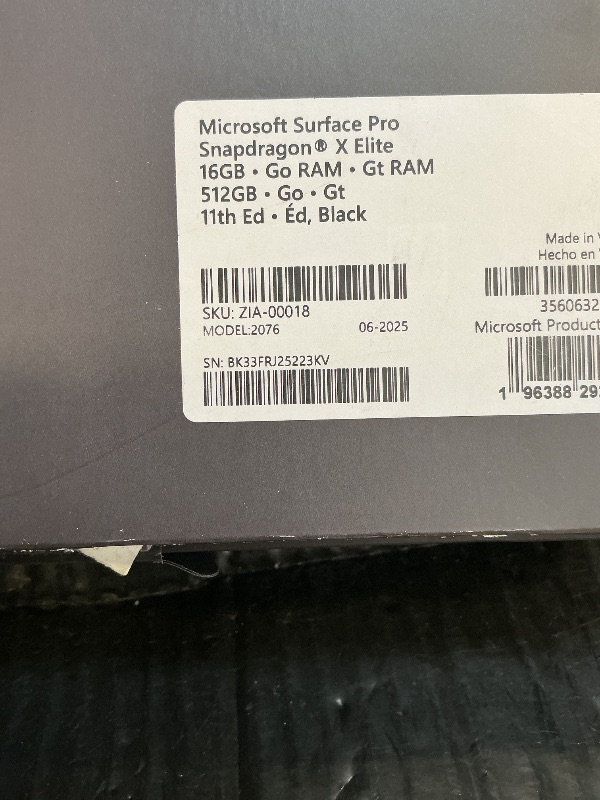 Photo 1 of Microsoft Surface Pro 2-in-1 Laptop