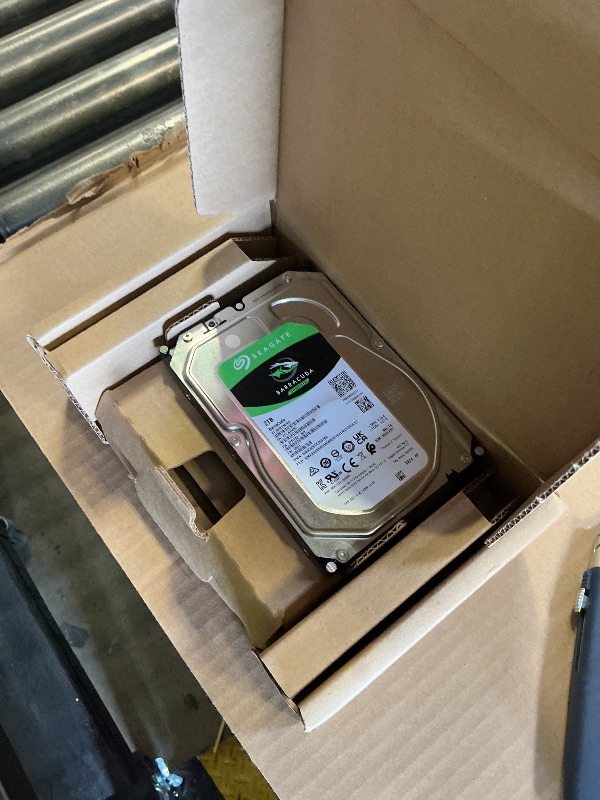 Photo 1 of Seagate BarraCuda 2TB Internal Hard Drive HDD – 3.5 Inch SATA 6Gb/s 7200 RPM 256MB Cache – Frustration Free Packaging (ST2000DM008/ST2000DMZ08)