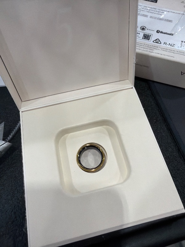Photo 1 of Smart Ring sz 7