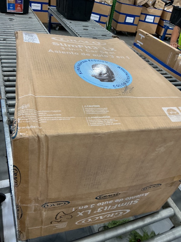 Photo 1 of Graco SlimFit3 LX 3-in-1 Convertible Car Seat